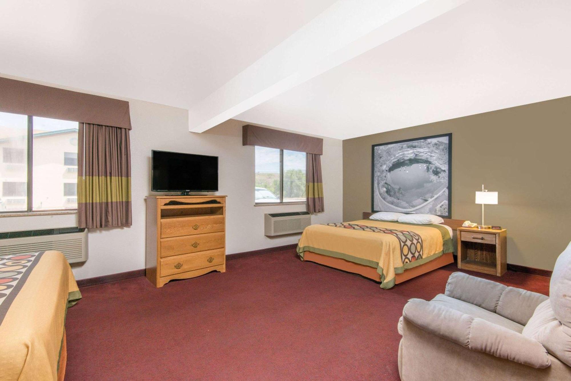 Hotel Super 8 By Wyndham Santa Rosa Zewnętrze zdjęcie