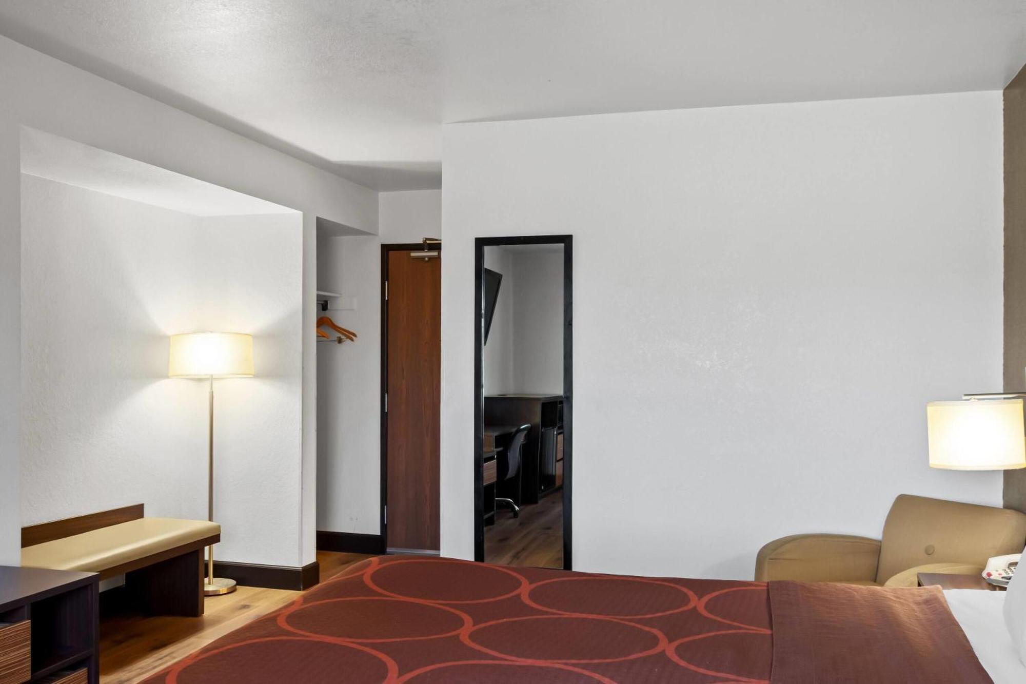 Hotel Super 8 By Wyndham Santa Rosa Zewnętrze zdjęcie