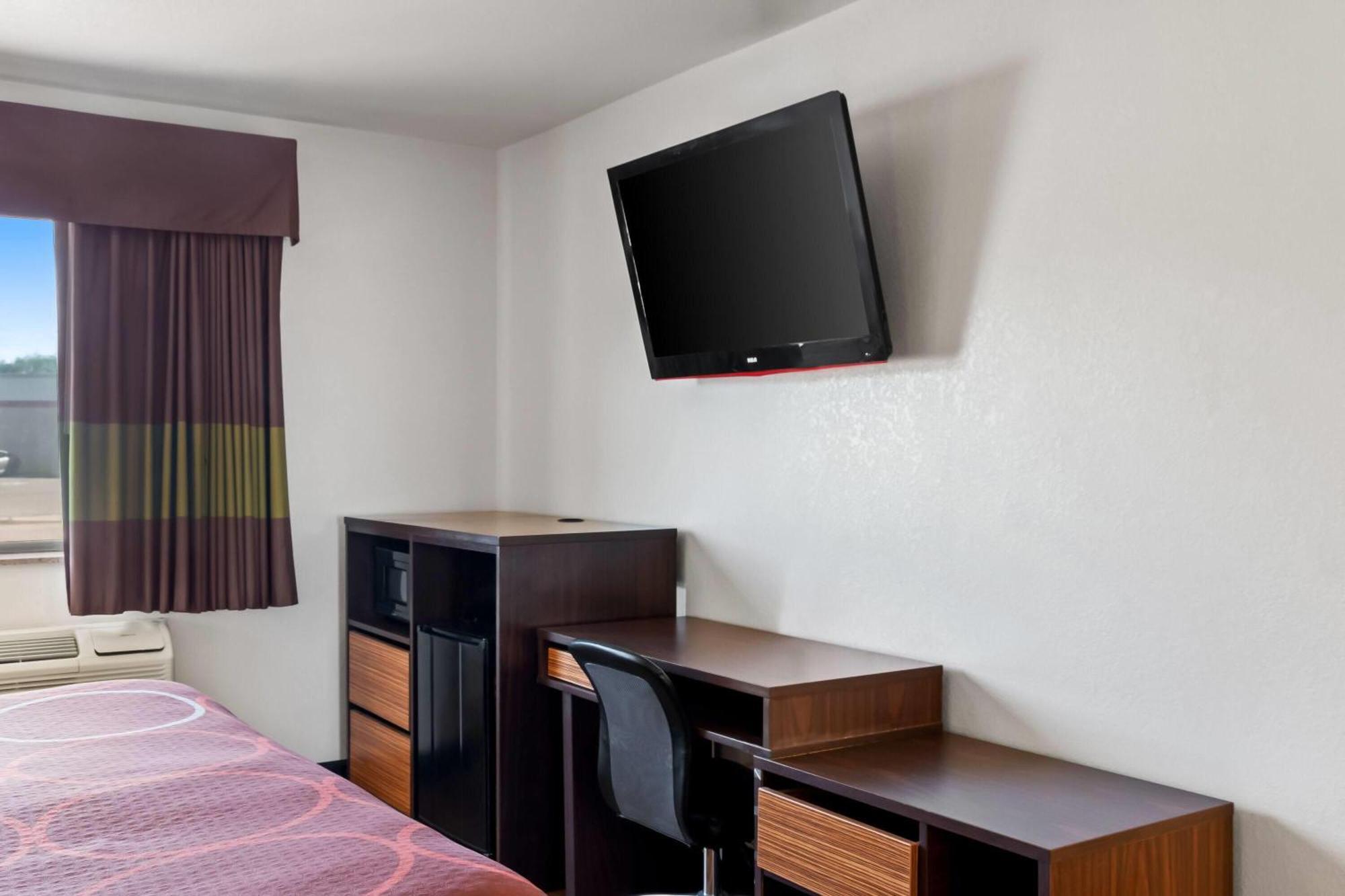 Hotel Super 8 By Wyndham Santa Rosa Zewnętrze zdjęcie