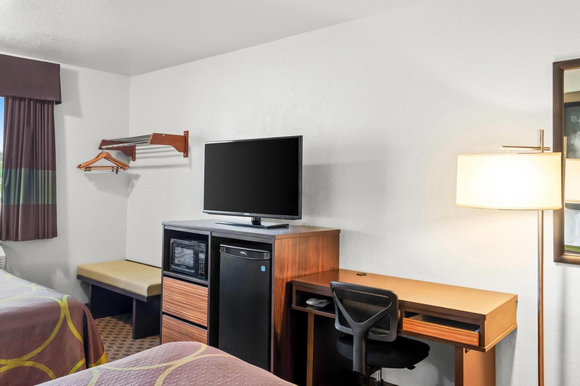 Hotel Super 8 By Wyndham Santa Rosa Zewnętrze zdjęcie